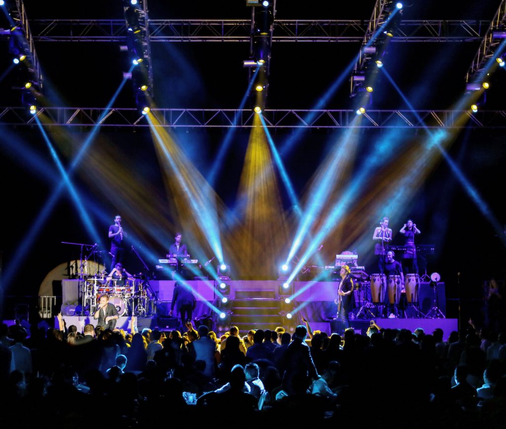 Özel Davetler İçin Canlı Müzik Konseri Düzenleme: Unutulmaz Bir Etkinlik İçin İpuçları